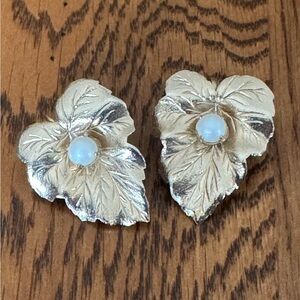 Vintage Sarah Coventry Gold Leaf and Pearl Clip Earrings Botanical